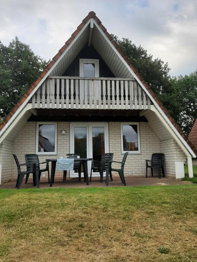 De Waterlelie Gezellig En Sfeervol Aan Het Water Vila Gramsbergen Exterior foto