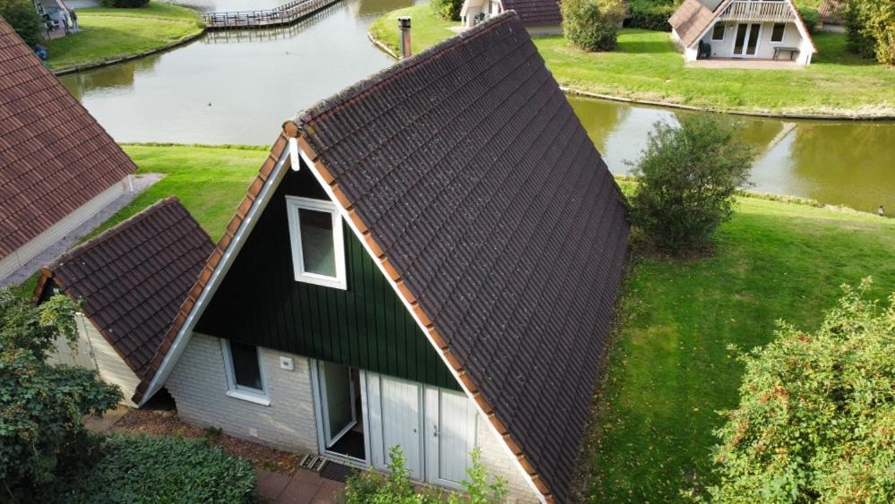 De Waterlelie Gezellig En Sfeervol Aan Het Water Vila Gramsbergen Exterior foto